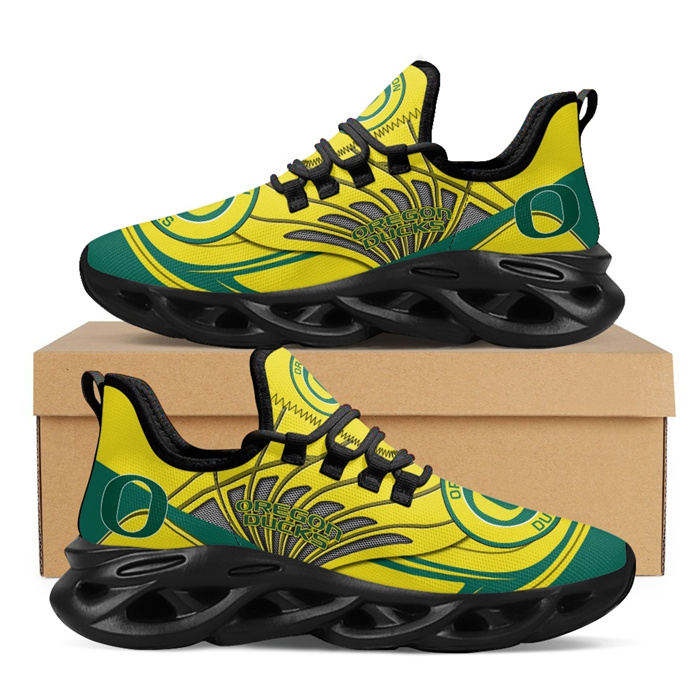 Oregon Ducks Flex Control Sneakers 002